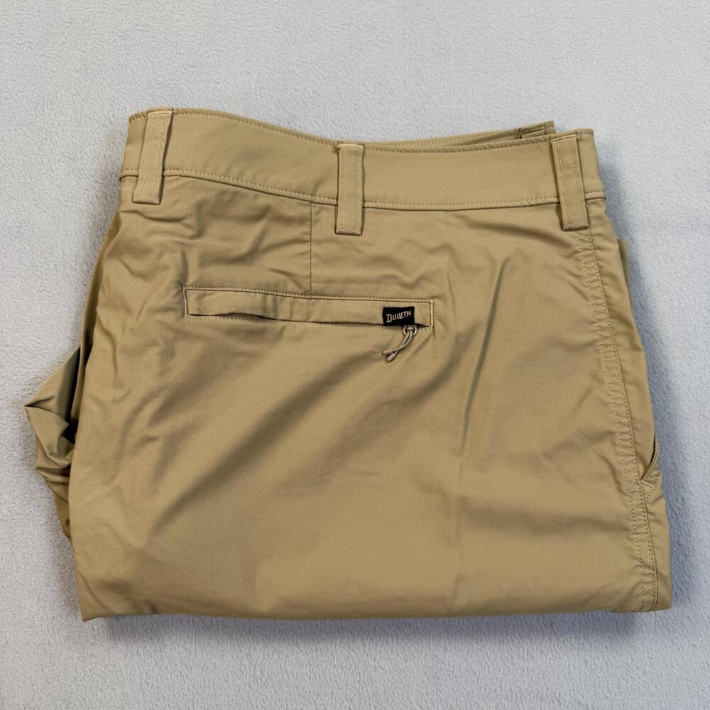 Duluth Trading Co Shorts Mens 46 Khaki Armachillo Chino Nylon Stretch 9 Inseam